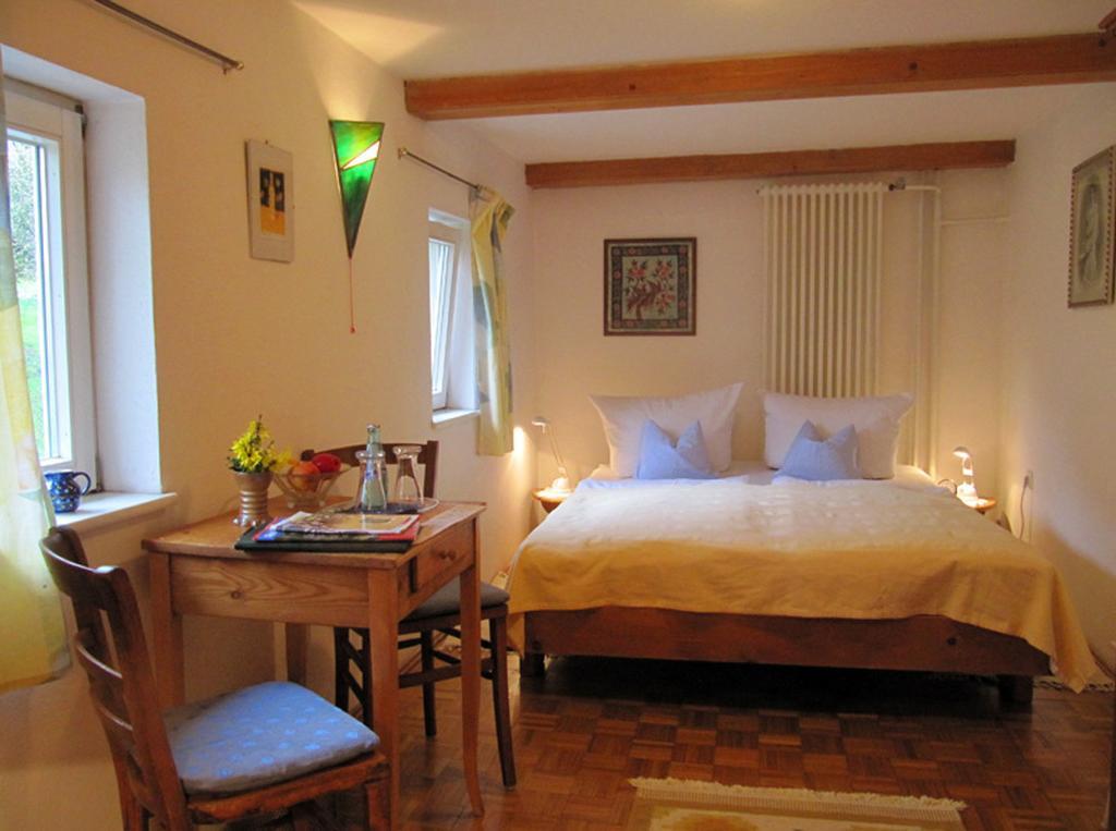 Landgasthaus Schwarzbachtal Lohsdorf Номер фото